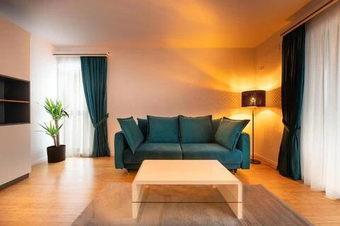 Apartament 28